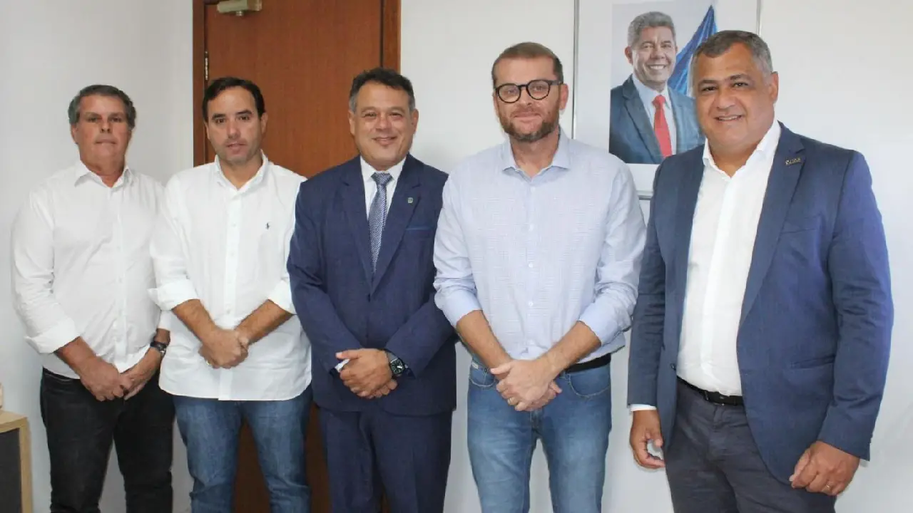 ALEXANDRE IOSSEF ARTICULA APOIO INSTITUCIONAL E CONFIRMA ATRAÇÕES DA 45ª EXPO JEQUIÉ EM REUNIÕES EM SALVADOR