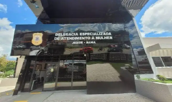 DEAM CUMPRI MANDADO DE PRISÃO PREVENTIVA DE MULHER NO BAIRRO JEQUIEZINHO