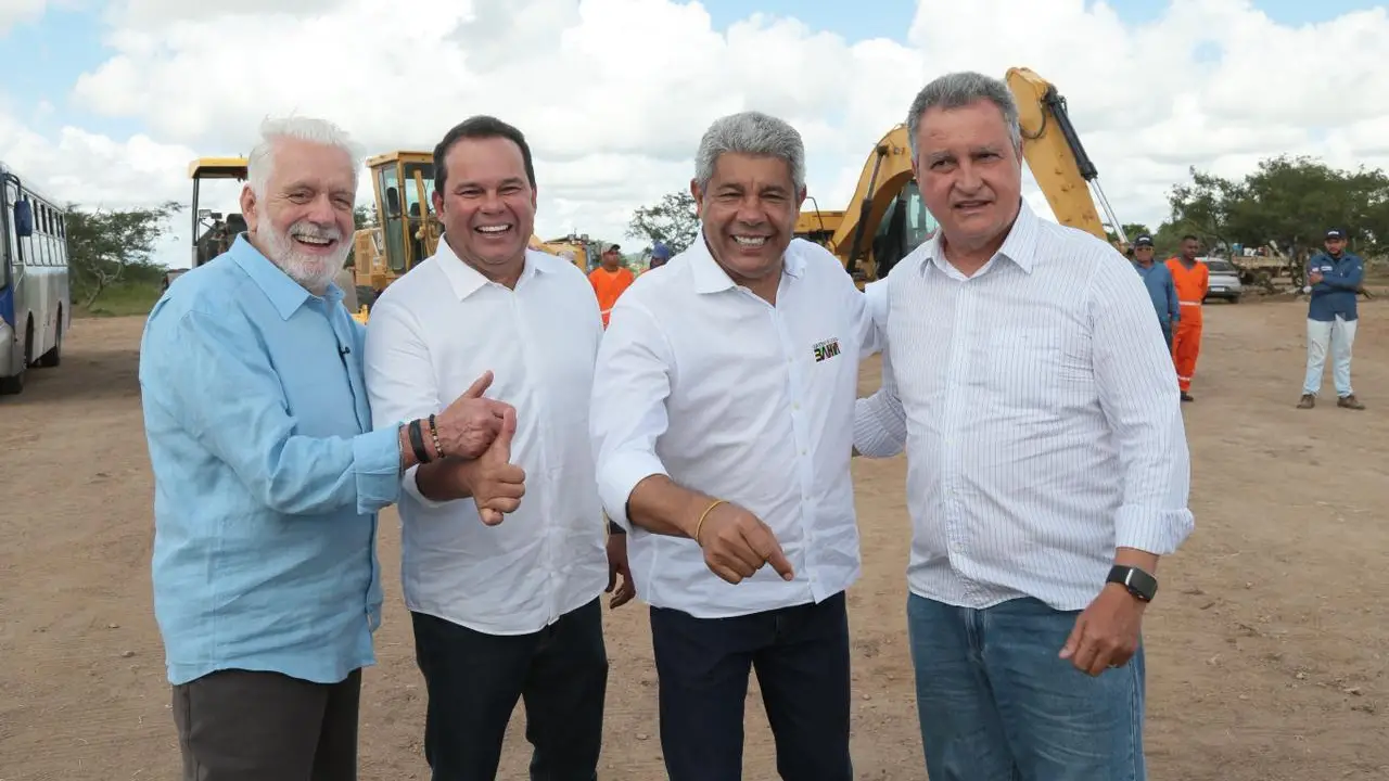 EM IPIRÁ, RUI COSTA ENFATIZA IMPACTO DE INVESTIMENTOS E REFORÇA PAPEL DE LULA NO DESENVOLVIMENTO DA BAHIA