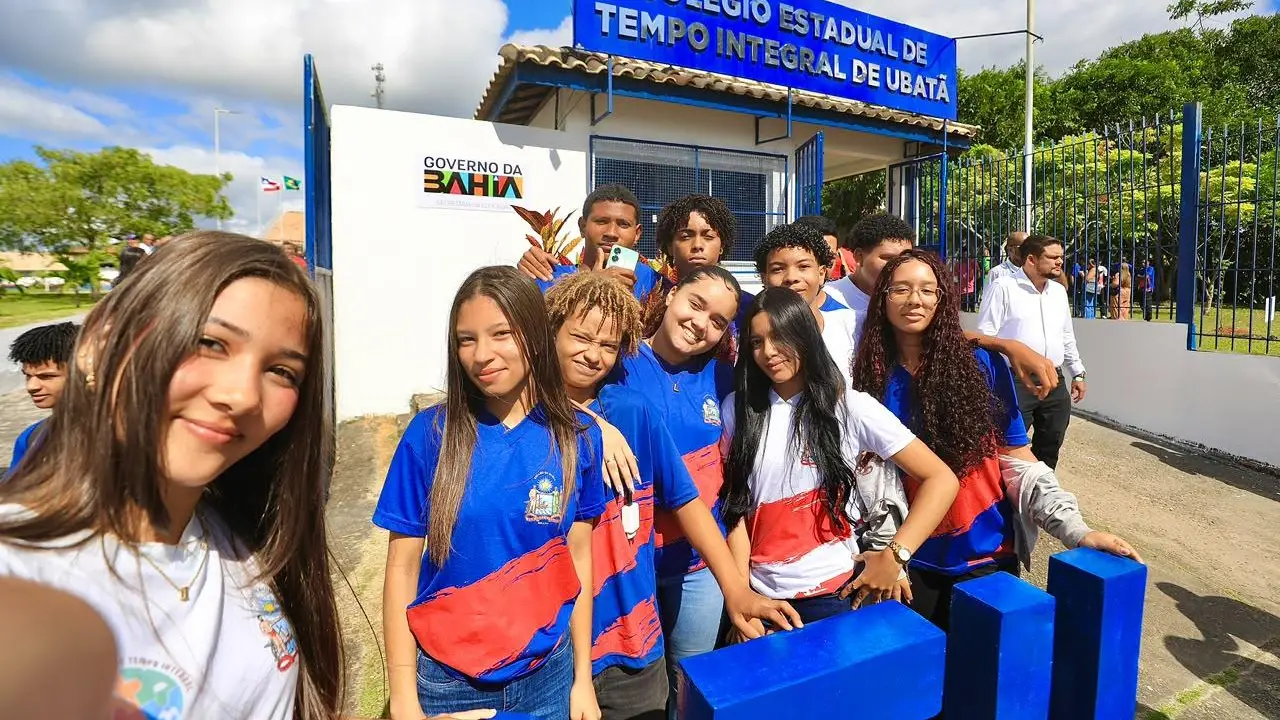 EM UBATÃ, GOVERNADOR ENTREGA 150ª ESCOLA REFORMADA E AMPLIADA DESDE 2023