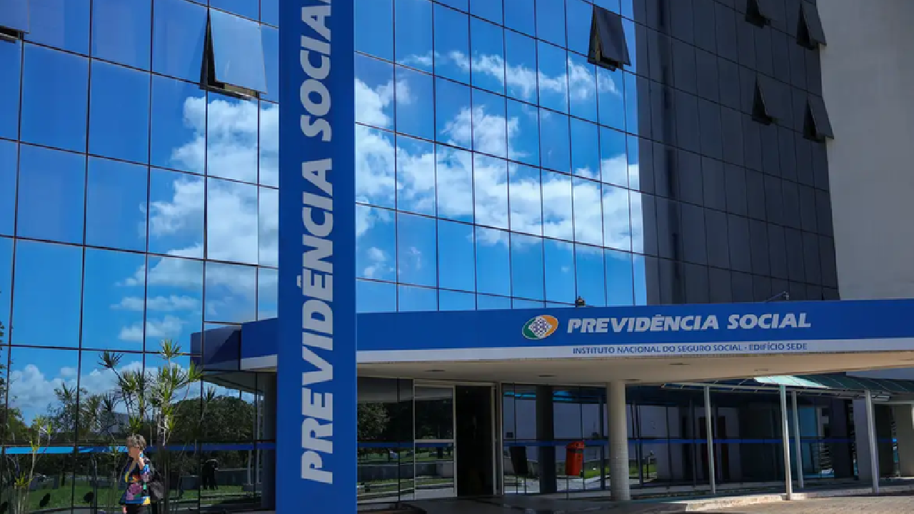GOVERNO FEDERAL REDUZ PARA 30 DIAS O PRAZO PARA INCLUSÃO DE PROCESSOS EM PROGRAMA QUE ACELERA ANÁLISES DO INSS