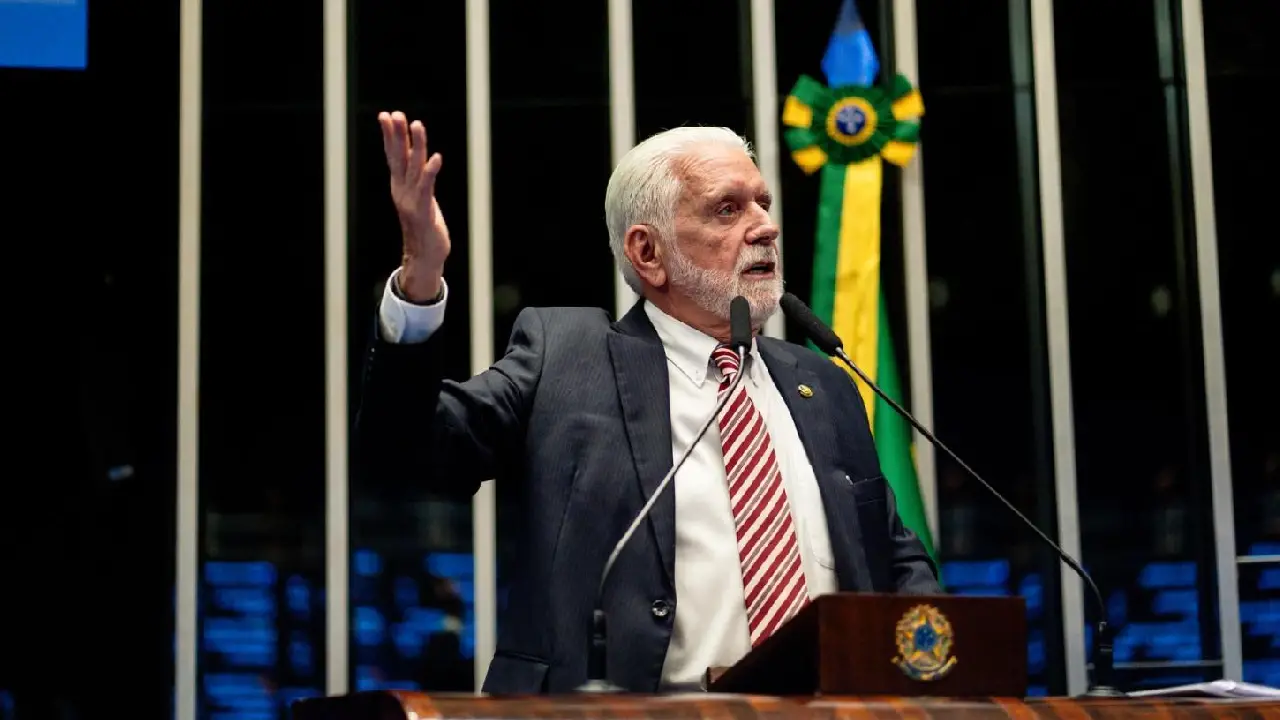 JAQUES WAGNER É UM DOS INDICADOS AO PRÊMIO CONGRESSO EM FOCO 2026