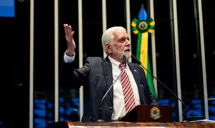 JAQUES WAGNER É UM DOS INDICADOS AO PRÊMIO CONGRESSO EM FOCO 2026