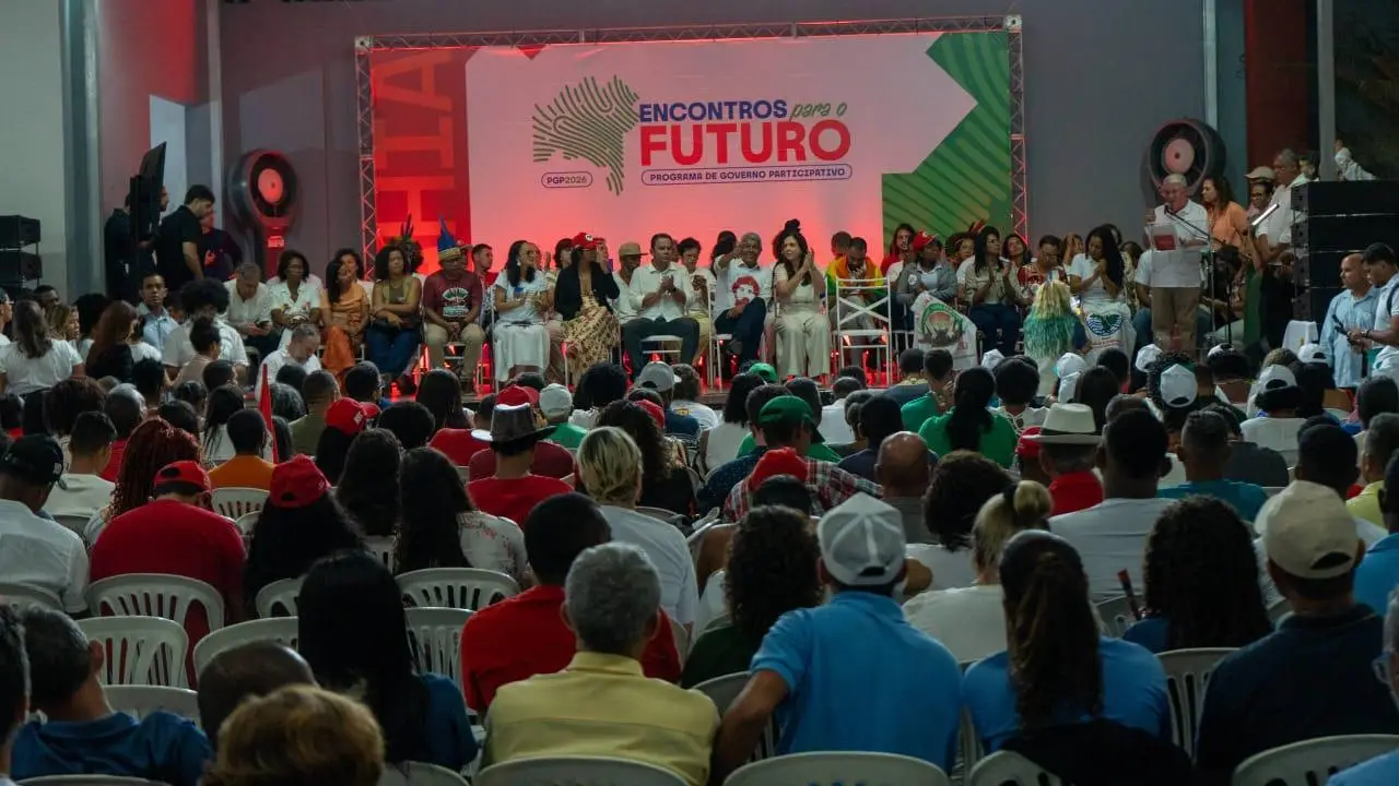 MOVIMENTOS SOCIAIS LOTAM ENCONTRO DO PGP 2026 EM FEIRA DE SANTANA E REFORÇAM APOIO À CONSTRUÇÃO PARTICIPATIVA DO PROGRAMA DE GOVERNO