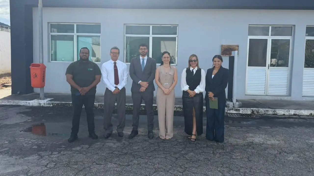 OAB PROMOVE REUNIÃO INSTITUCIONAL VOLTADA À DISCUSSÃO DE PAUTAS ESTRATÉGICAS RELACIONADAS AO CONJUNTO PENAL DE JEQUIÉ.