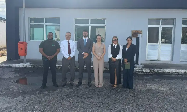 OAB PROMOVE REUNIÃO INSTITUCIONAL VOLTADA À DISCUSSÃO DE PAUTAS ESTRATÉGICAS RELACIONADAS AO CONJUNTO PENAL DE JEQUIÉ.