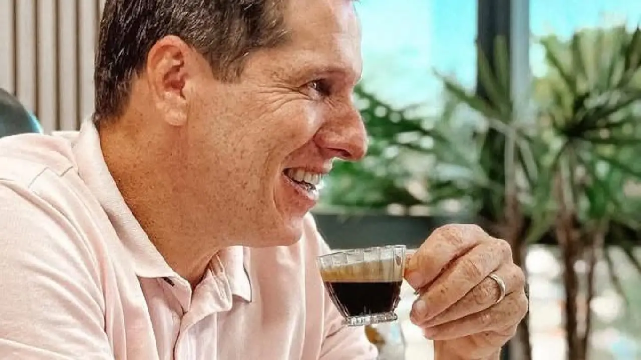 PRÉ-CANDIDATO AO GOVERNO DA BAHIA, ZÉ COCÁ TENTA INTIMIDAR E SILENCIAR JORNALISTA COM NOTIFICAÇÃO, MAS MATÉRIA É MANTIDA EM JEQUIÉ