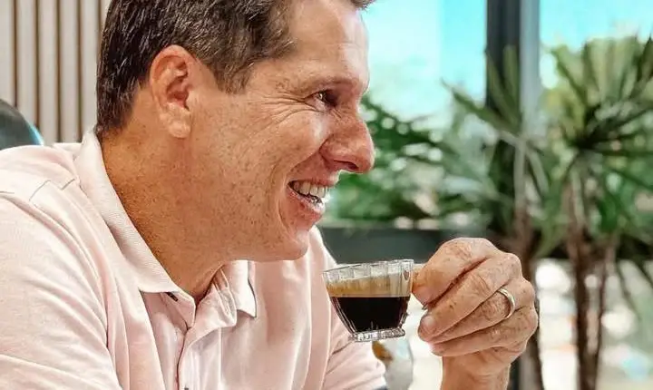 PRÉ-CANDIDATO AO GOVERNO DA BAHIA, ZÉ COCÁ TENTA INTIMIDAR E SILENCIAR JORNALISTA COM NOTIFICAÇÃO, MAS MATÉRIA É MANTIDA EM JEQUIÉ