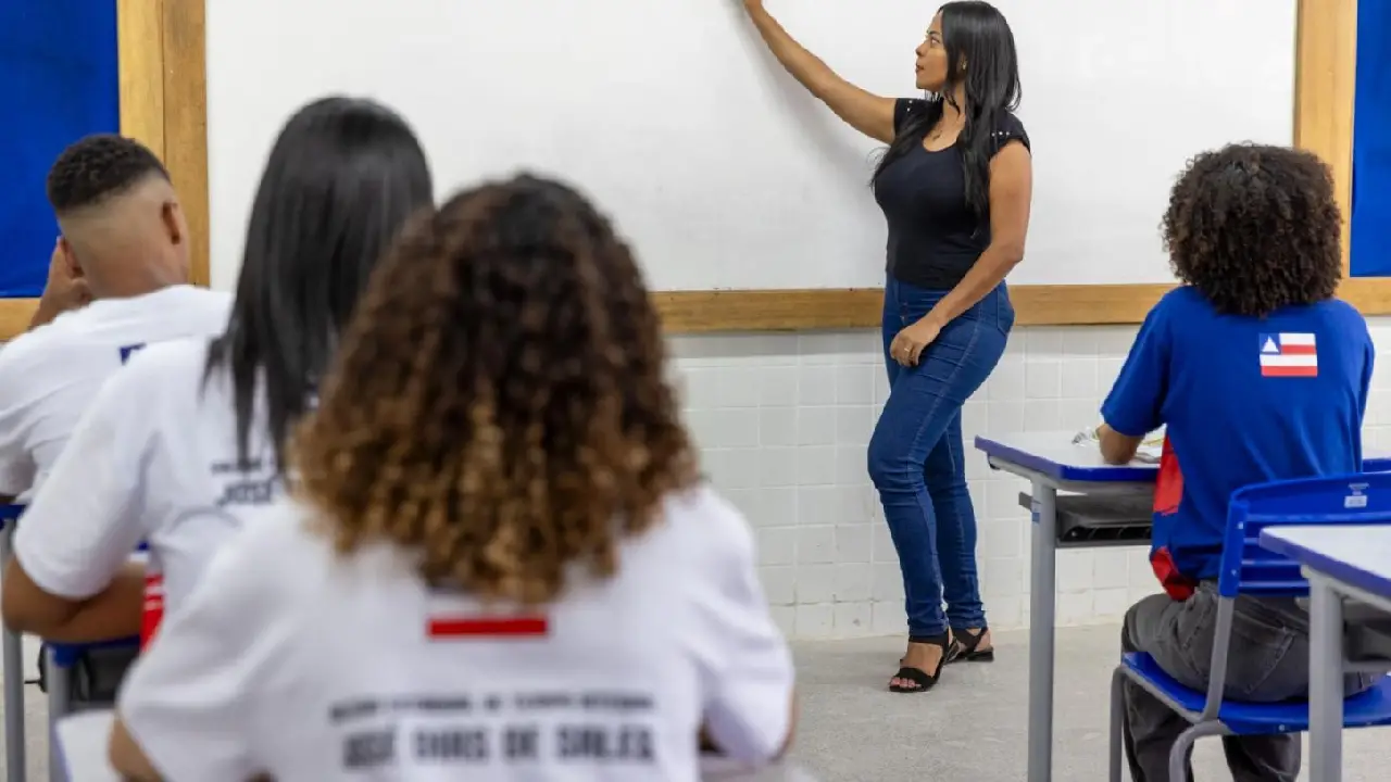 SEC CONVOCA MAIS 88 PROFESSORES APROVADOS EM PROCESSO SELETIVO DA REDE ESTADUAL DA BAHIA