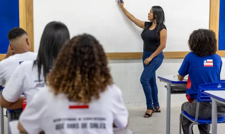 SEC CONVOCA MAIS 88 PROFESSORES APROVADOS EM PROCESSO SELETIVO DA REDE ESTADUAL DA BAHIA
