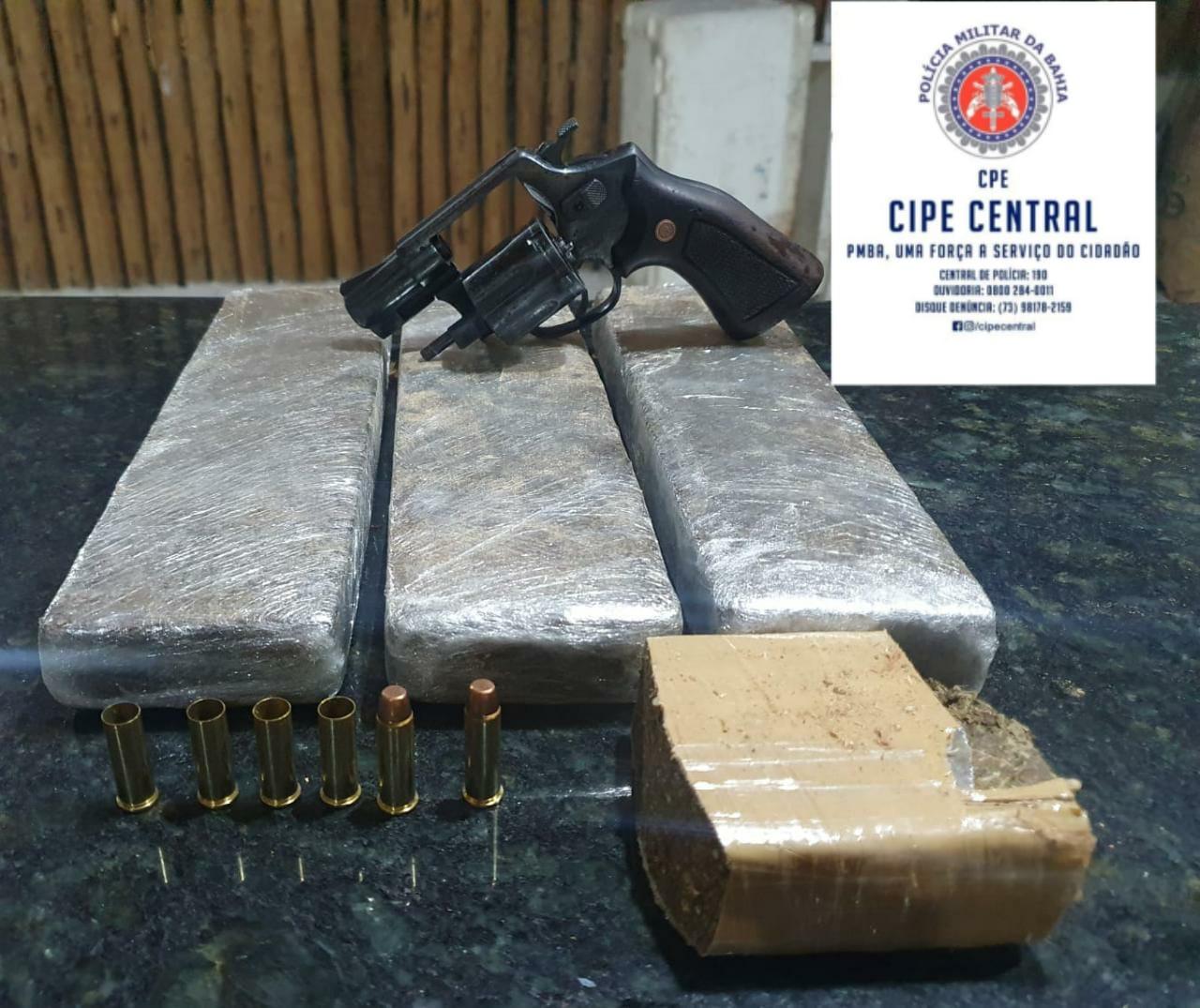 CIPE CENTRAL APREENDE MACONHA E REVOLVER NO BARRO PRETO; UM HOMEM MORREU DURANTE A AÇÃO