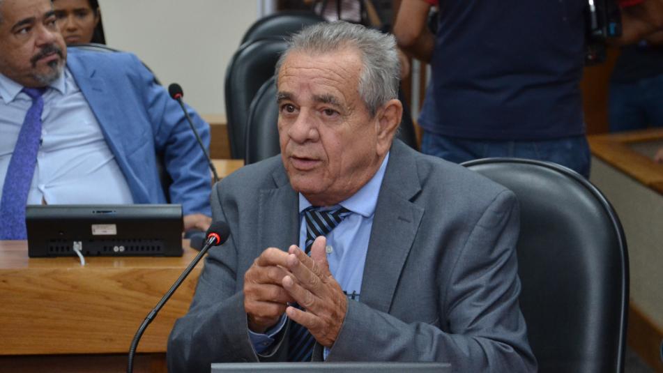 EUCLIDES FERNANDES RECOMENDA CRIAÇÃO DE FRIGORÍFICO EM JEQUIÉ