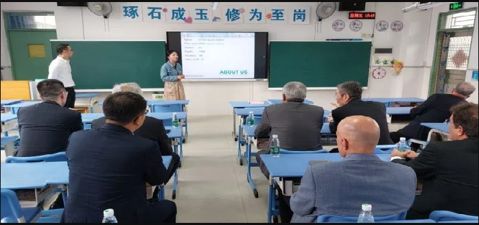 GOVERNADOR ASSINA, NA CHINA, ACORDO PARA AMPLIAR PARCERIA TECNOLÓGICA COM A EMPRESA HUAWEI