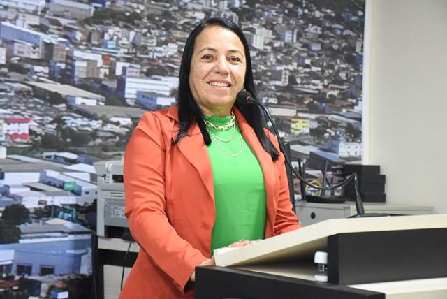 PROFESSORA CIDA PEDE IMPLANTAÇÃO DE CENTRO DE REFERÊNCIA NO TRATAMENTO DE ANEMIA FALCIFORME NO HGPV