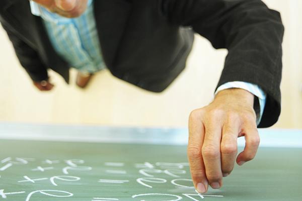 DIVULGADO RESULTADO DA SELEÇÃO PARA PROFESSOR VISITANTE EM JEQUIÉ