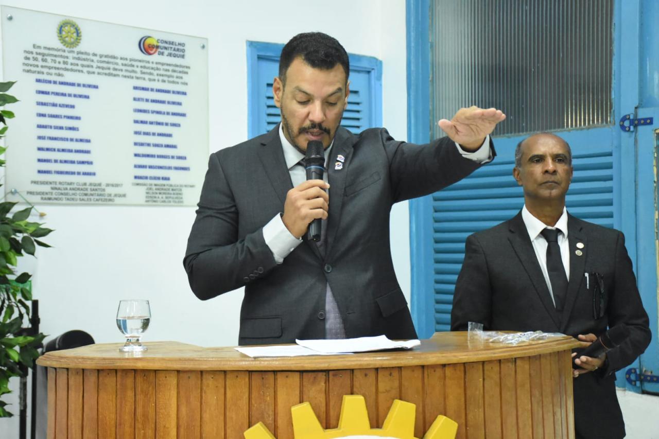 EDUARDO DA PAX É O NOVO PRESIDENTE DO ROTARY JEQUIÉ CLUBE CIDADE SOL