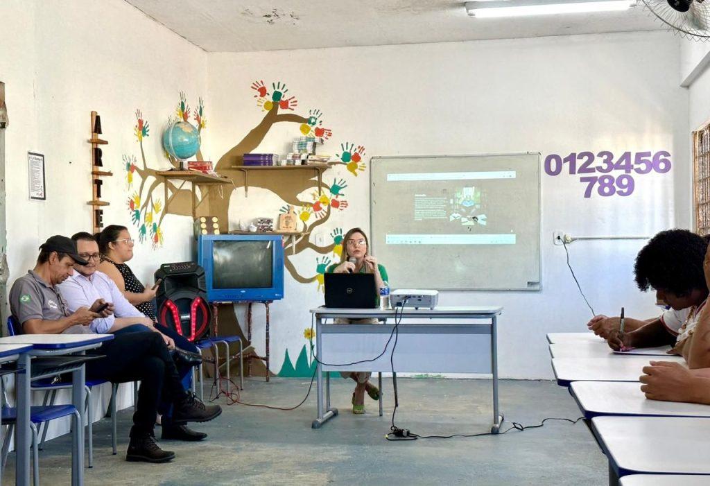 DEFENSORIA PARTICIPA DE PALESTRA NO PRESÍDIO DE JEQUIÉ, EM ALUSÃO AO DIA DOS PAIS