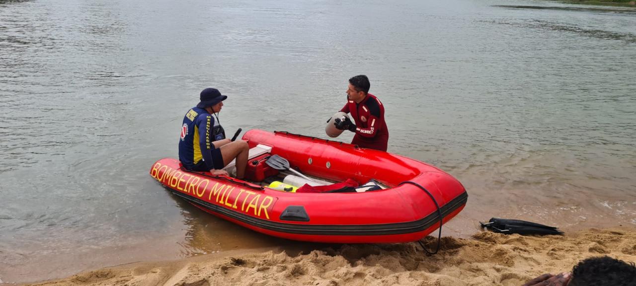 8º BBM JEQUIÉ E 7º BBM VITÓRIA DA CONQUISTA, ATUAM NAS BUSCAS SUBAQUÁTICAS DE AFOGAMENTO DE DUAS ADOLESCENTES NO RIO DE CONTAS