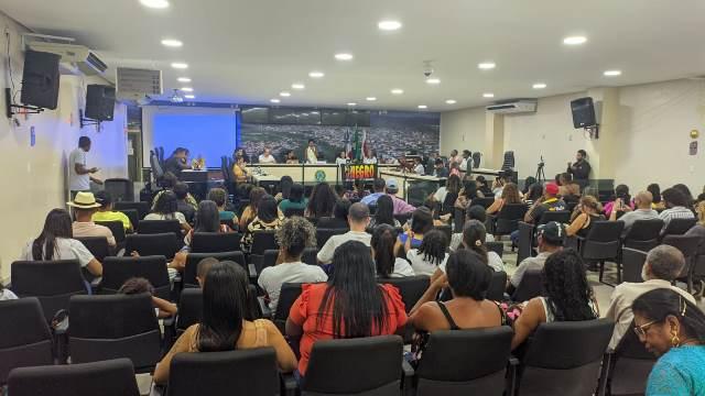 AUDIÊNCIA PÚBLICA DEBATEU “VIOLÊNCIA E RACISMO NA ABORDAGEM POLICIAL”