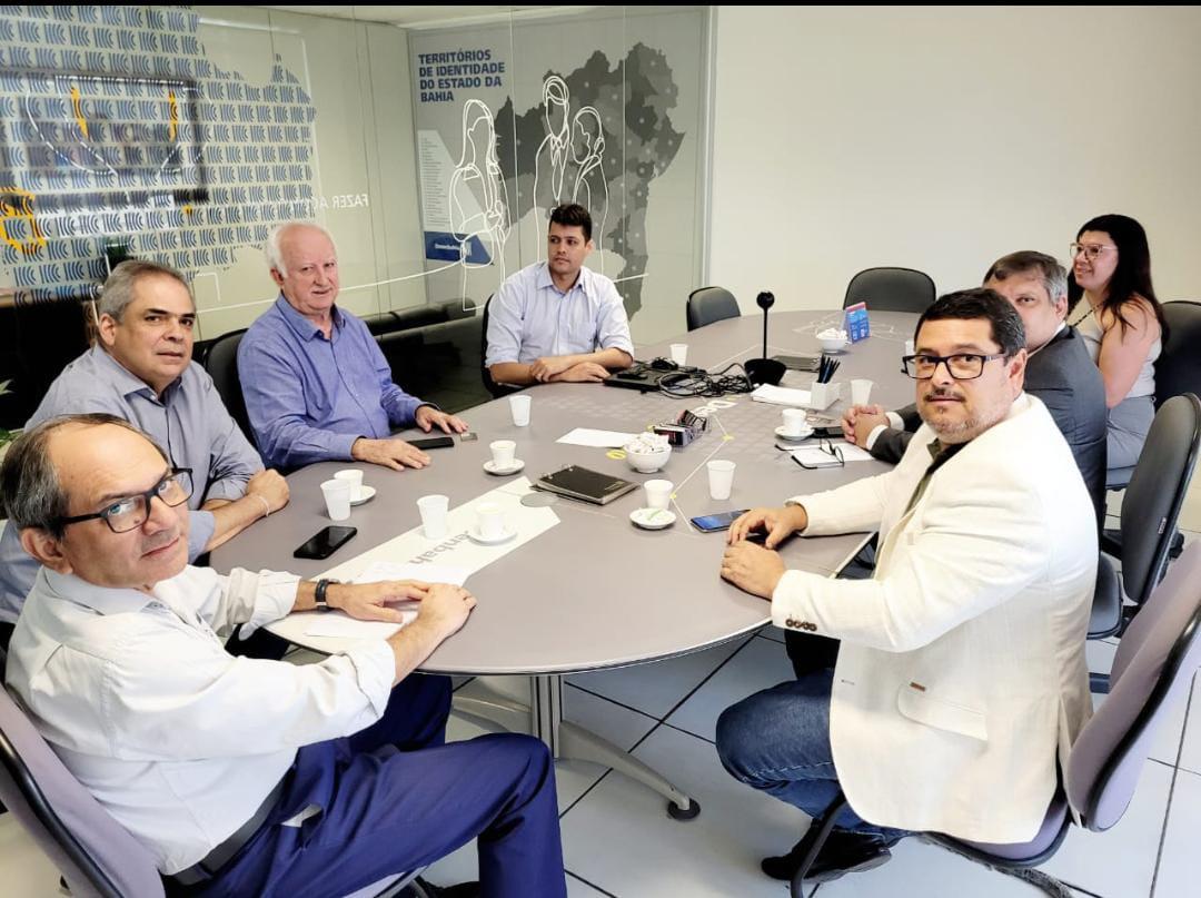 REUNIÃO COM PRESIDÊNCIA DA FACEB E DESENBAHIA DEFINE ACIJ EM PROJETO ESTRATÉGICO