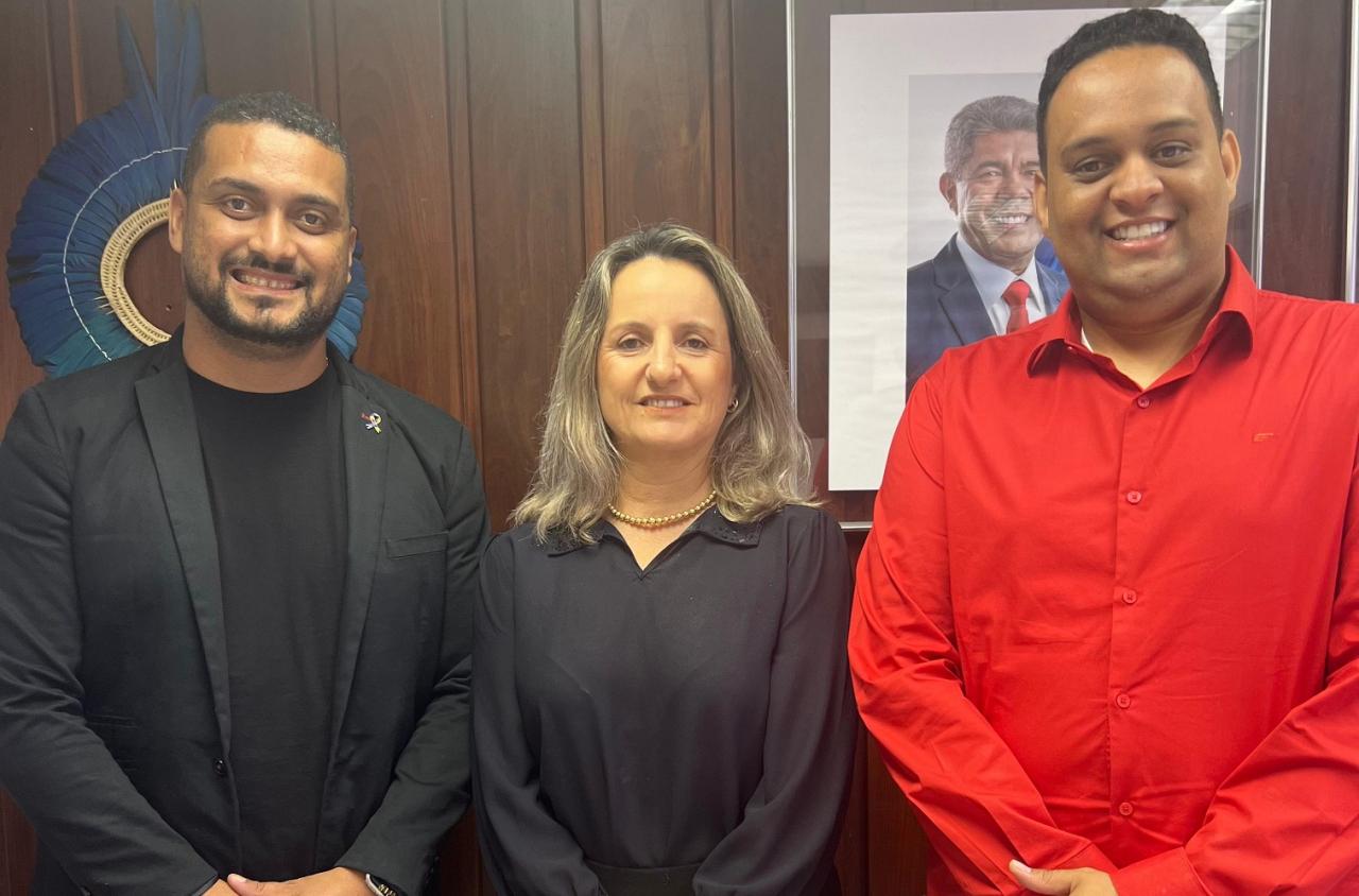 VEREADOR JOÃO PAULO SE REUNE COM COORDENAÇÃO DO PROGRAMA BAHIA SEM FOME