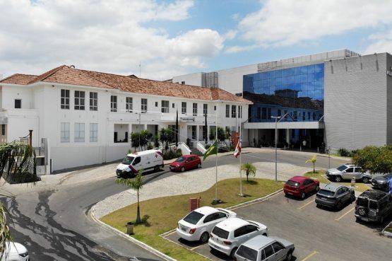 GOVERNO DA BAHIA ENTREGA UNACON EM JEQUIÉ E ANUNCIA INVESTIMENTO DE R$ 14 MILHÕES NO HOSPITAL GERAL PRADO VALADARES