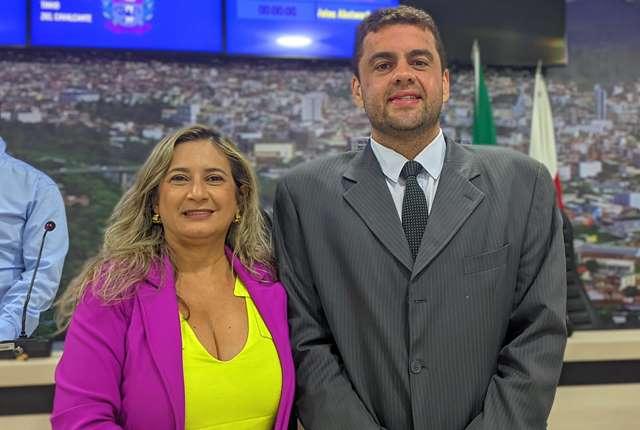 MOANA MEIRA É HOMENAGEADA PELA SUA ELEIÇÃO PARA PRESIDENTE DA FEDERAÇÃO DAS APAES DA BAHIA