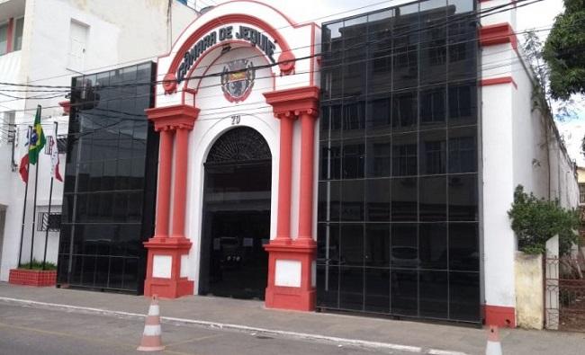 CÂMARA DE VEREADORES DE JEQUIÉ APROVA MOÇÃO DE REPÚDIO A REPORTAGEM EXIBIDA NA RECORD TV