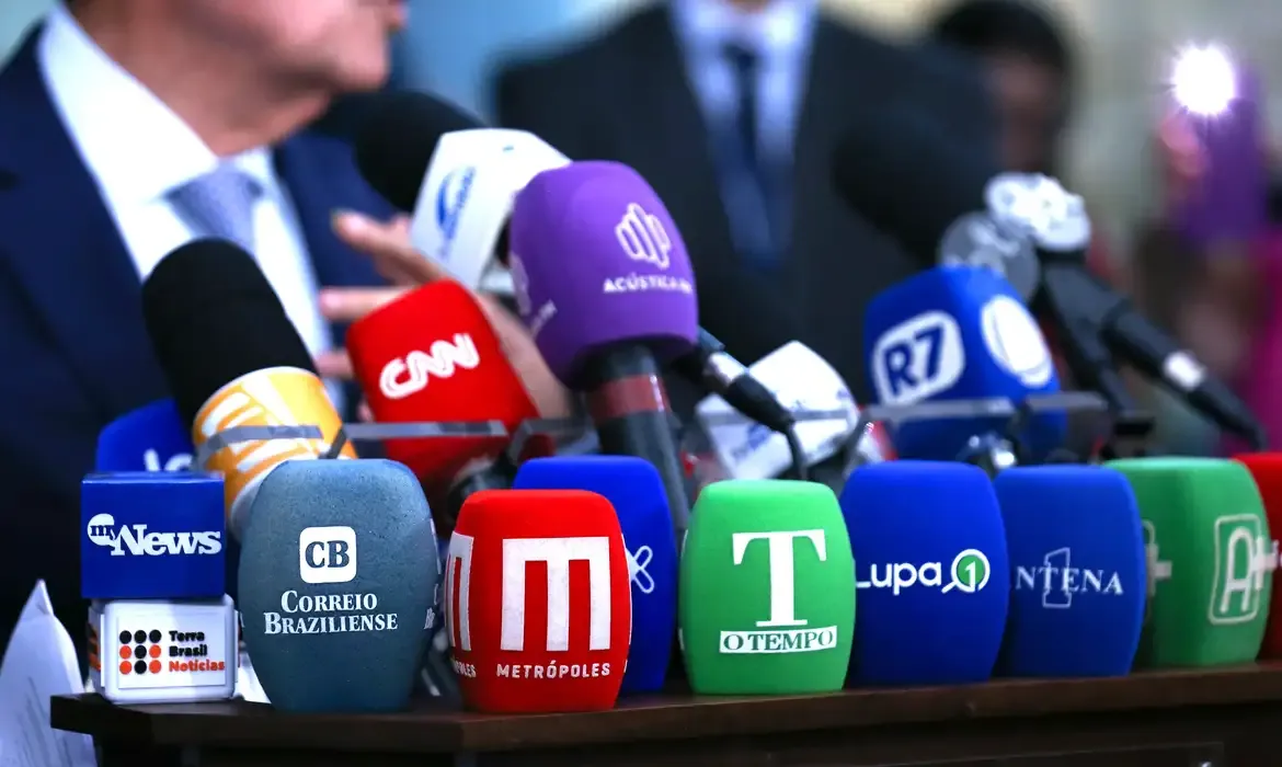 JORNALISMO PROFISSIONAL É VERDADEIRO ANTÍDOTO CONTRA A DESINFORMAÇÃO