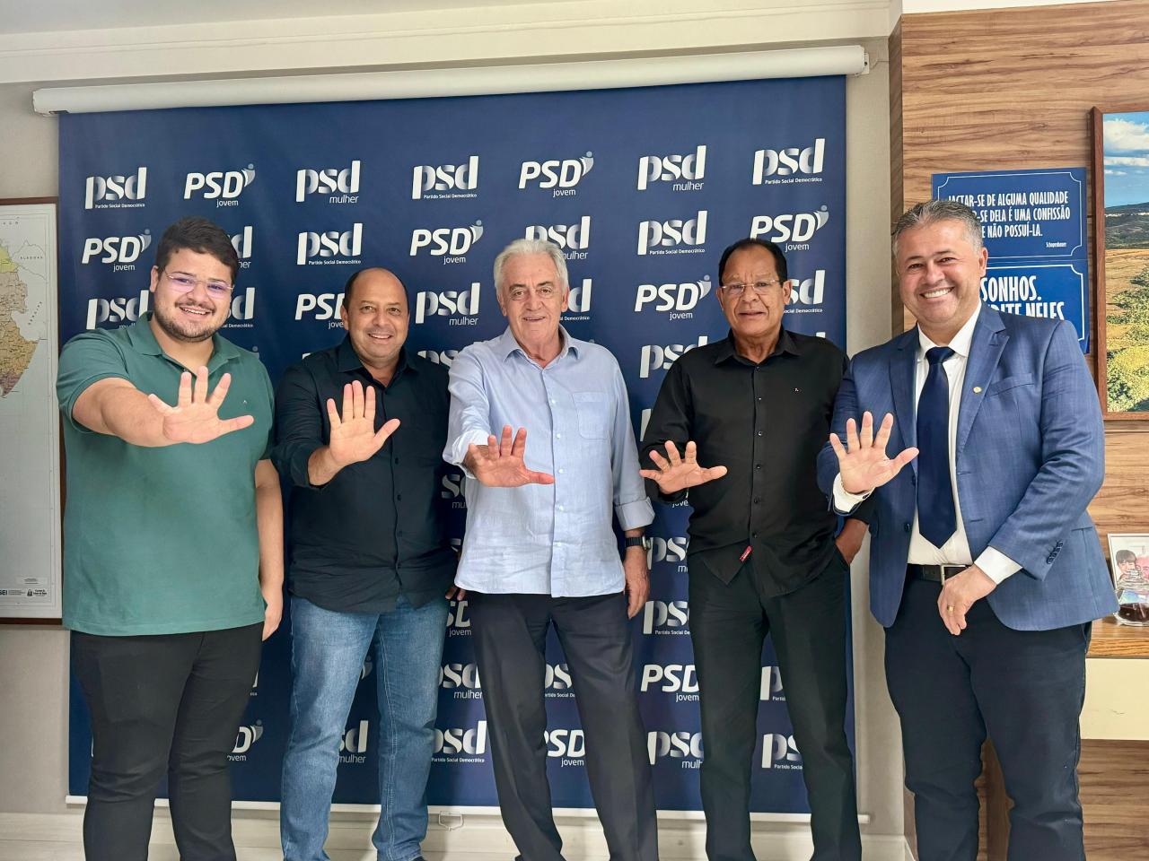 OPOSIÇÃO SELA UNIÃO EM TORNO DO NOME DE RAIMUNDO DO CALDO COMO PRÉ-CANDIDATO A PREFEITO DE JAGUAQUARA