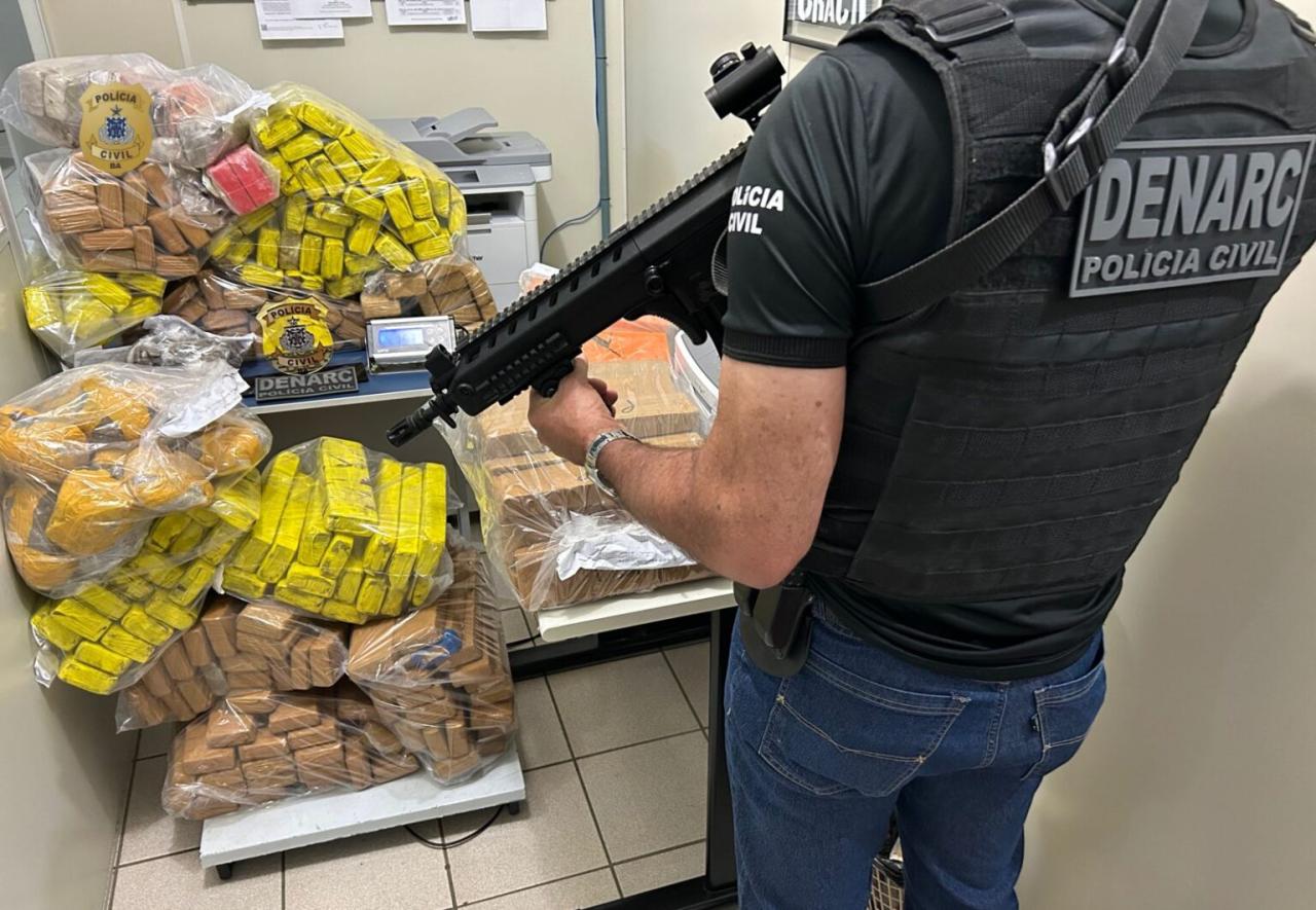 POLÍCIA CIVIL INCINERA MAIS DE 200 QUILOS DE ENTORPECENTES EM VITÓRIA DA CONQUISTA