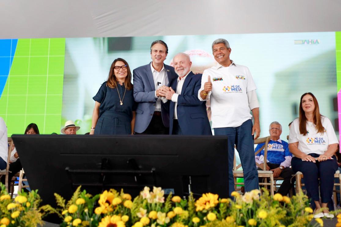 LULA ANUNCIA CONSTRUÇÃO DE SEIS ESCOLAS NA BAHIA. NOVA ITARANA, BARRO ALTO, MULUNGU DO MORRO, IPUPIARA, PIRIPÁ E PALMAS DE MONTE ALTO SÃO BENEFICIADAS