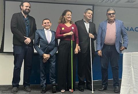 FÓRUM NACIONAL DE POLÍTICAS PARA PESSOAS COM DEFICIÊNCIA APROVA REGIMENTO E ELEGE PRESIDENTE EM BRASÍLIA