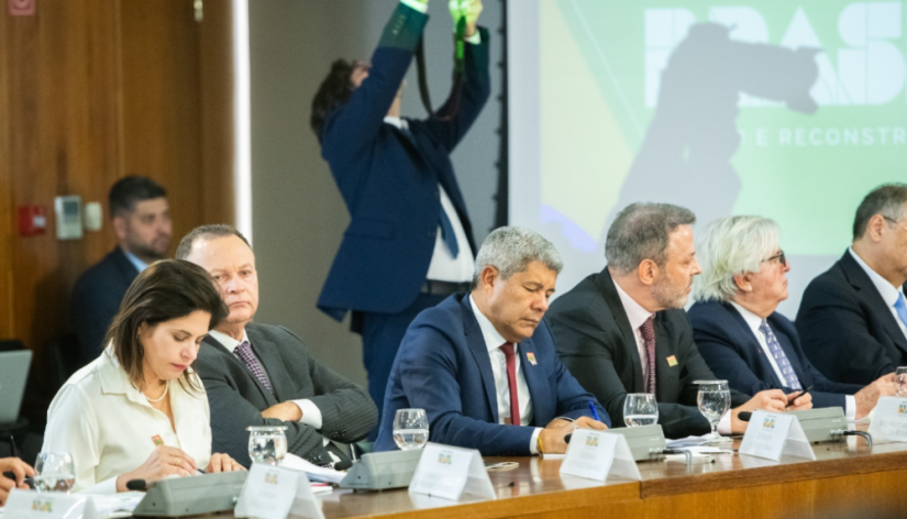 JERÔNIMO DEFENDE” AGENDA AMPLA DE SEGURANÇA PÚBLICA” E SOMA DE ESFORÇOS COM O GOVERNO FEDERAL EM REUNIÃO COM LULA