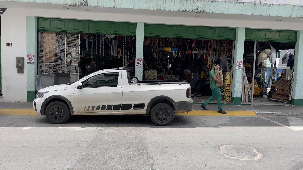 COMERCIANTES OU MOTORISTAS? QUANDO O INTERESSE INDIVIDUAL PREJUDICA O COLETIVO EM JEQUIÉ