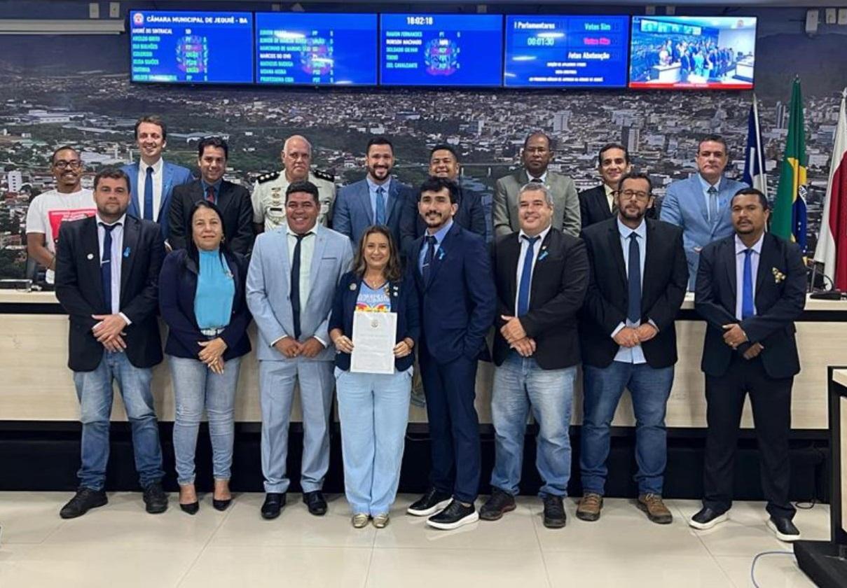 CÂMARA HOMENAGEIA 1º NÚCLEO DE AUTISMO DE JEQUIÉ NO DIA MUNDIAL DE CONSCIENTIZAÇÃO DO AUTISMO