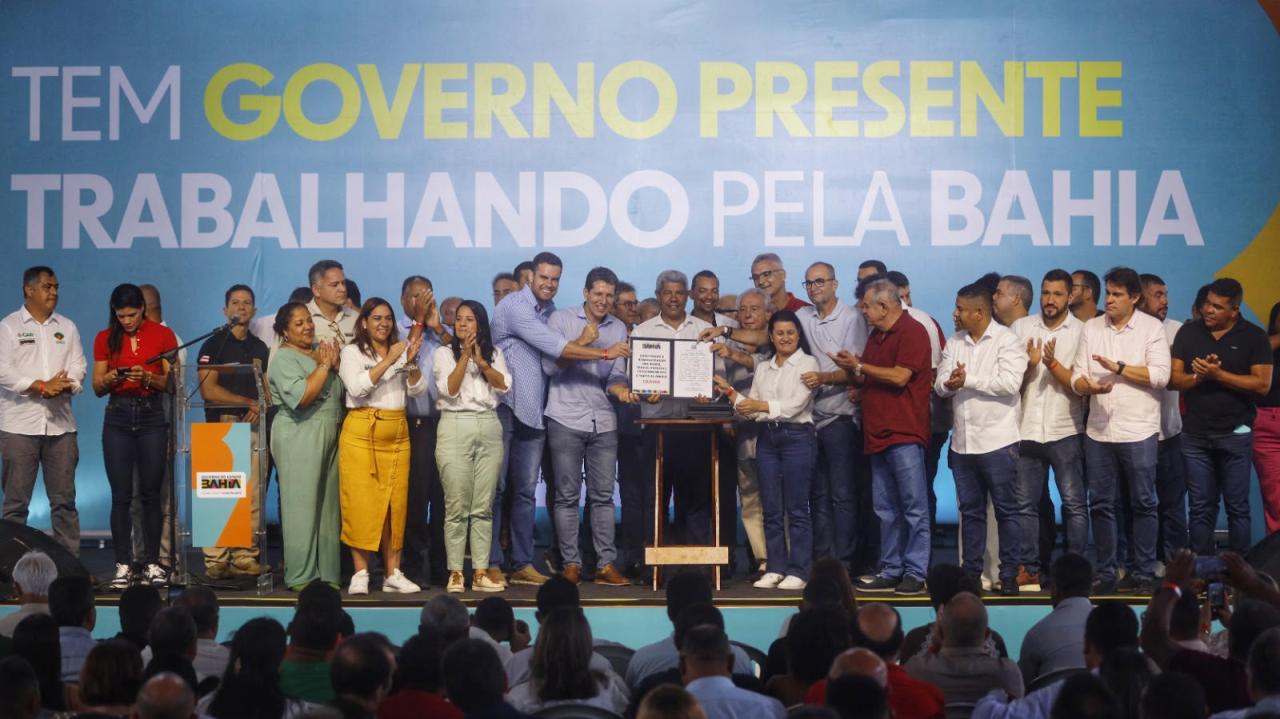 NA MANHÃ DESTE SÁBADO (12), JERÔNIMO ENCERRA AGENDA EM JEQUIÉ