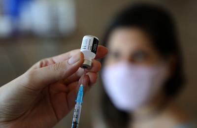 178,6 MIL JOVENS BAIANOS DEVEM SER VACINADOS CONTRA O HPV; TECNOLOGIA AJUDA NA PREVENÇÃO DO CÂNCER