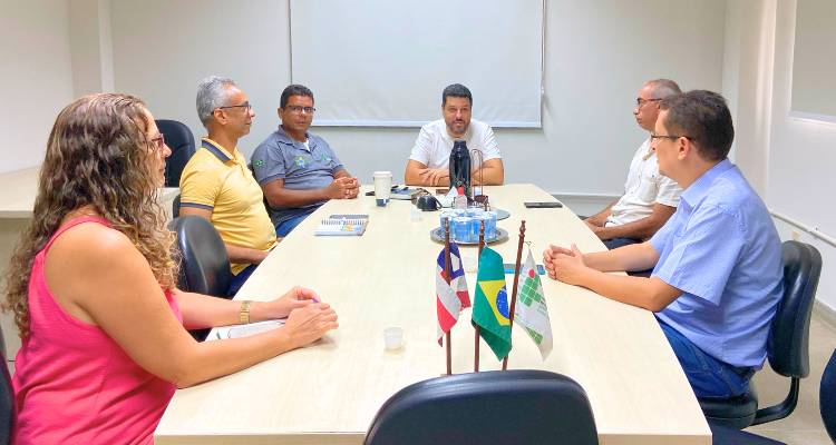 IFBA JEQUIÉ PARTICIPA DE REUNIÃO COM INTERVENTOR DO TRANSPORTE COLETIVO