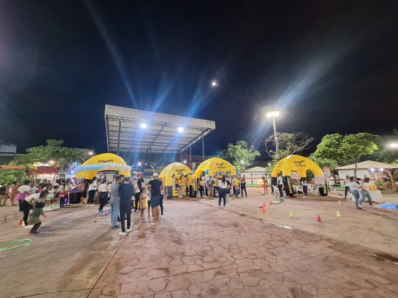 SUCESSO NA 1ª FEIRA DAS PROFISSÕES DA UNIASSELVI POLO JEQUIÉ!