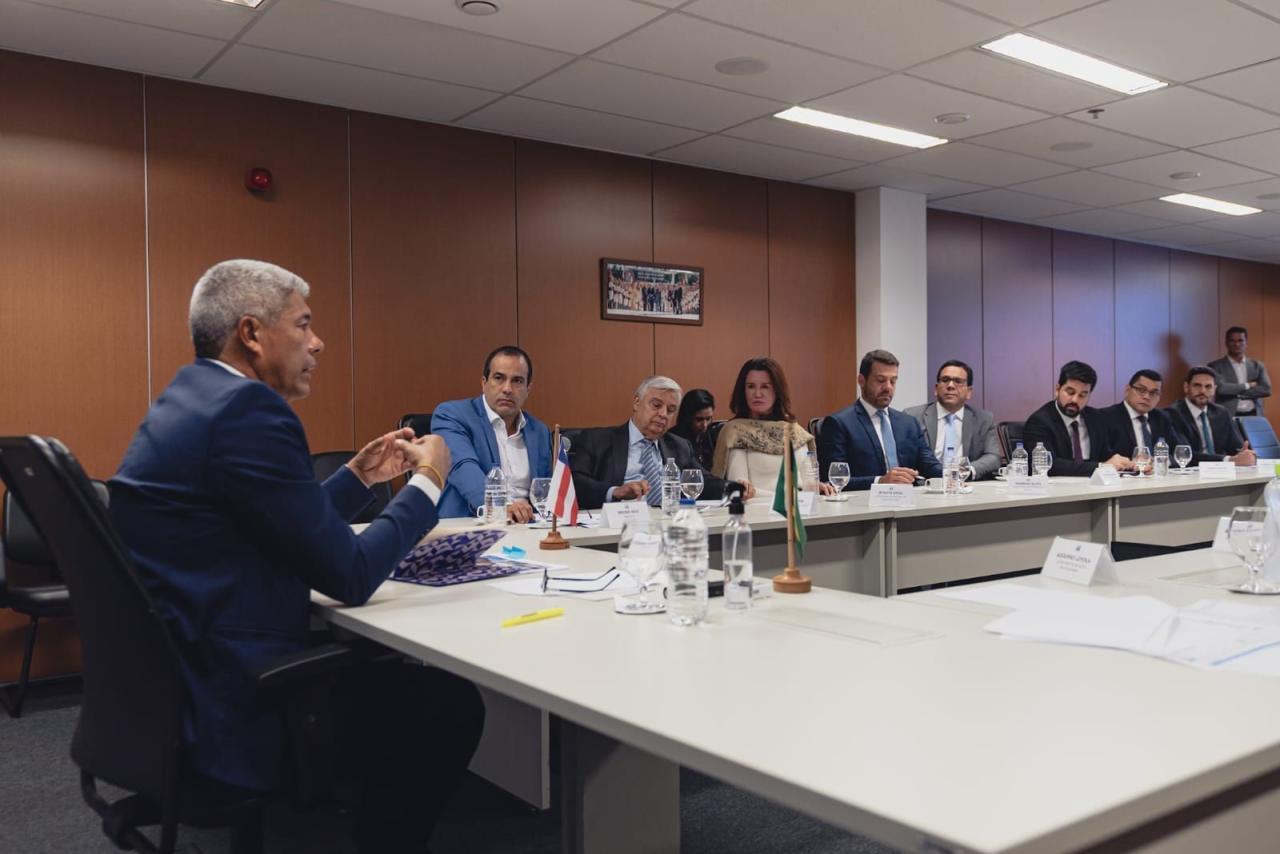 GOVERNADOR JERÔNIMO RECEBE PREFEITO DE SALVADOR PARA TRATAR DE PARCERIAS E AÇÕES CONJUNTAS PARA A CAPITAL