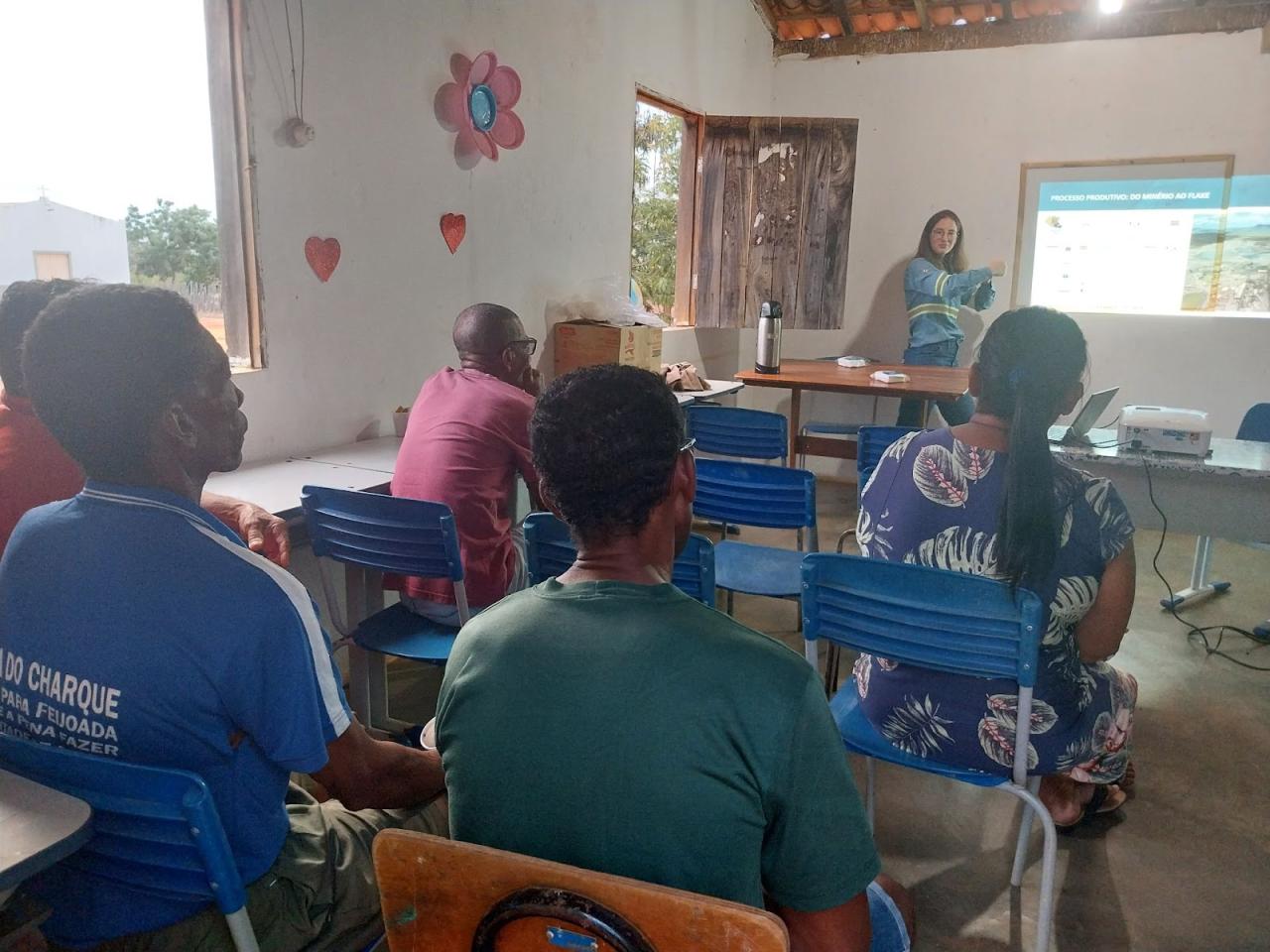 LARGO REALIZA NOVA RODADA DO DIÁLOGO SOCIOAMBIENTAL COM FOCO NOS PROCESSOS DE BENEFICIAMENTO DO VANÁDIO