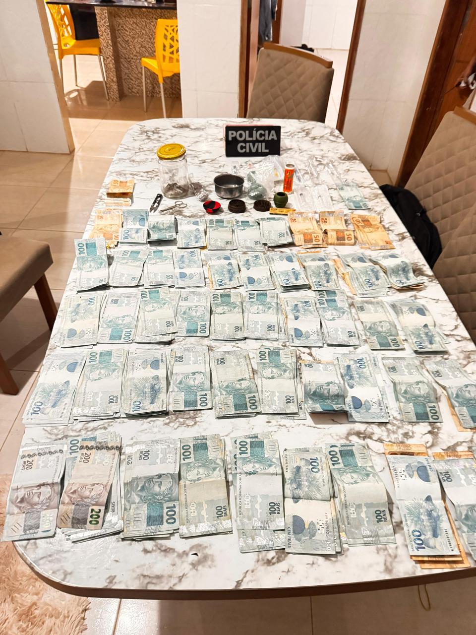 MEGAOPERAÇÃO “ICE BLUE” MOBILIZA 80 POLICIAIS CIVIS EM JEQUIÉ E VITÓRIA DA CONQUISTA