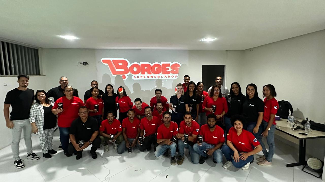 SUPERMERCADO BORGES PROMOVE PALESTRA DE ATUALIZAÇÃO PARA EQUIPE COM FOCO EM ATITUDE, CONEXÃO E RESULTADO