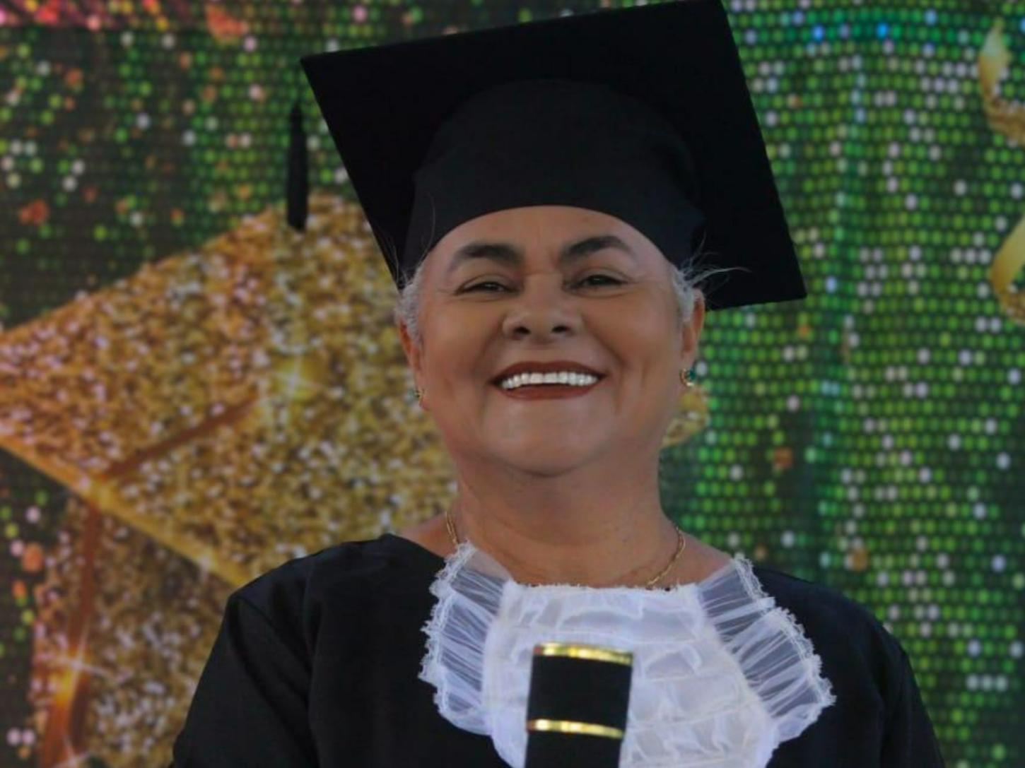 DA EJA À UNIVERSIDADE FEDERAL: AOS 65 ANOS, ESTUDANTE DA REDE ESTADUAL É APROVADA NO SISU