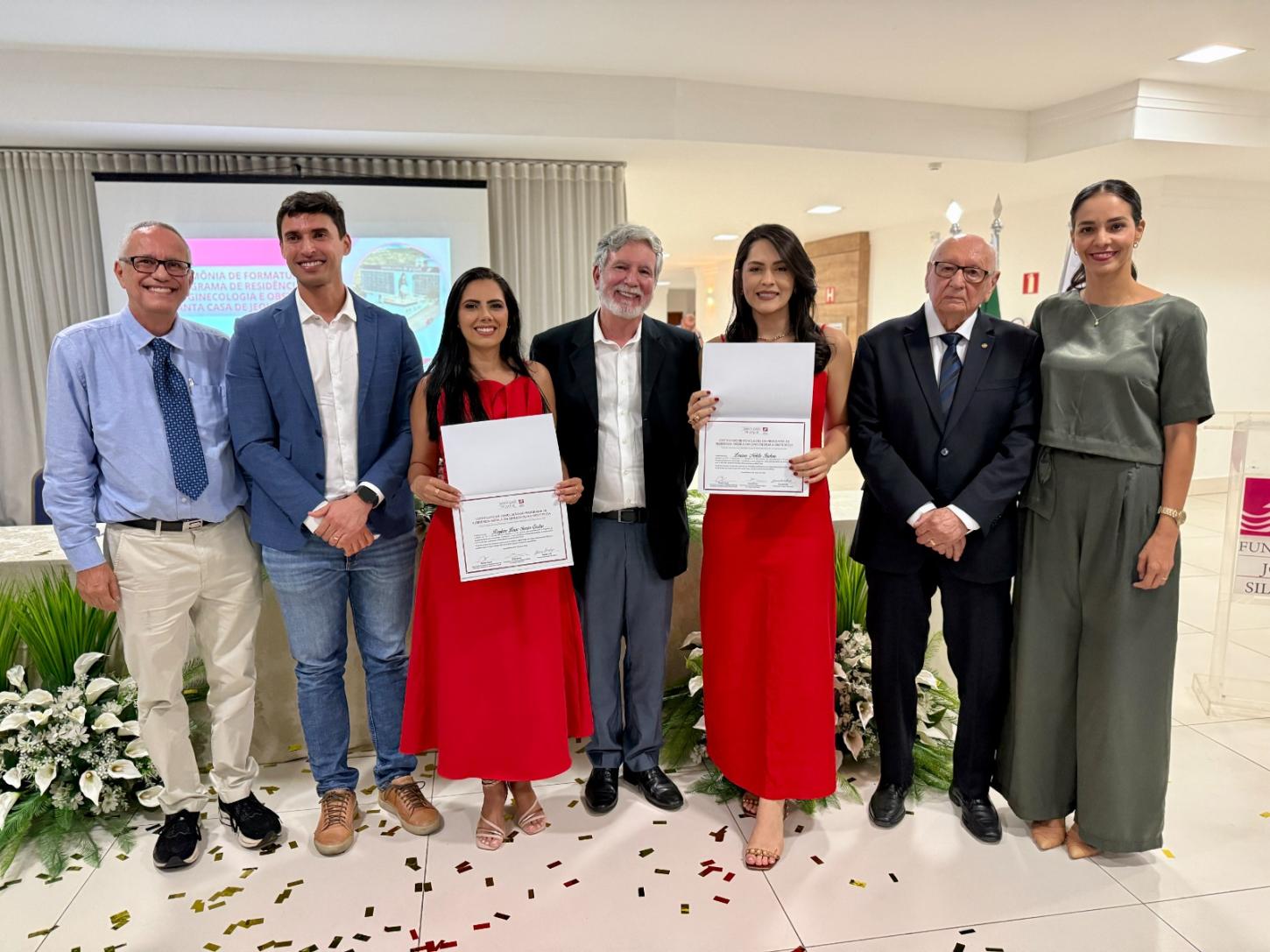 SANTA CASA DE JEQUIÉ FORMA PRIMEIRA TURMA DE MÉDICOS ESPECIALISTAS EM GINECOLOGIA E OBSTETRÍCIA