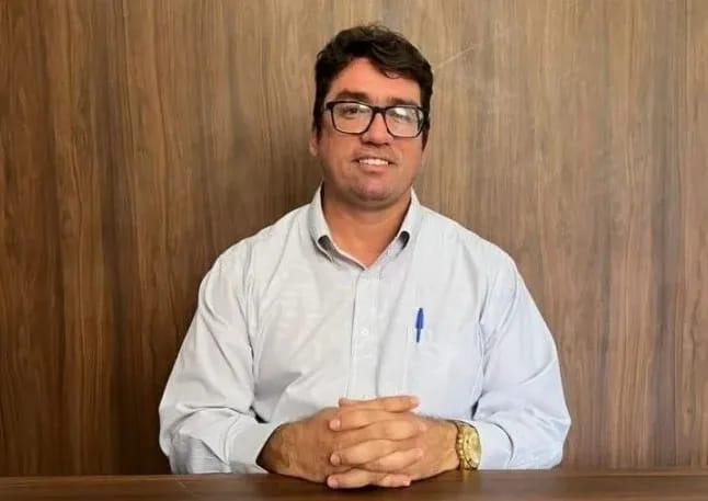 EX-ALIADO, CRITICA POSTURA DE ACM NETO COM PREFEITOS E ALERTA: “SÃO OS PREFEITOS QUE ENTRAM NA CASA DO POVO”