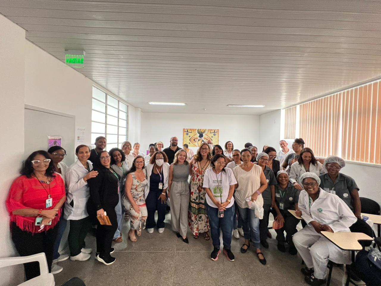 PALESTRA DESTACA O PAPEL DO SUS NO ACOLHIMENTO ÀS MULHERES VÍTIMAS DE VIOLÊNCIA