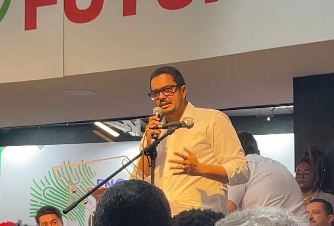 “NUNCA VI UM GOVERNADOR QUE TRABALHOU TANTO”, DIZ EX-ALIADO DE ACM NETO SOBRE JERÔNIMO