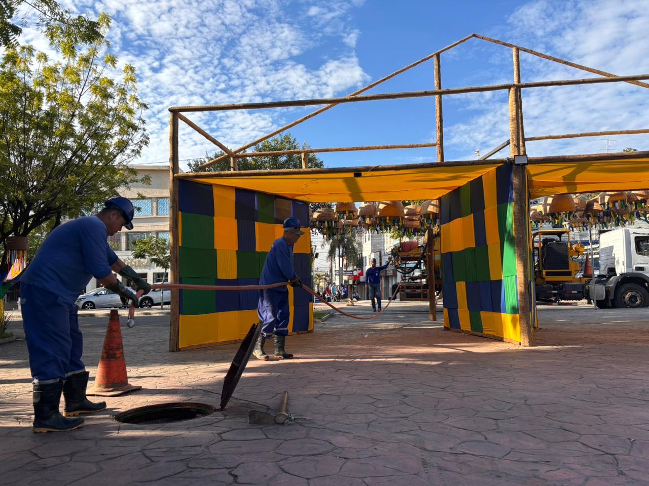 INFRAESTRUTURA DE ÁGUA E ESGOTO É PREPARADA PARA FESTEJOS JUNINOS EM MUNICÍPIOS DO MÉDIO RIO DE CONTAS E VALE DO JIQUIRIÇÁ